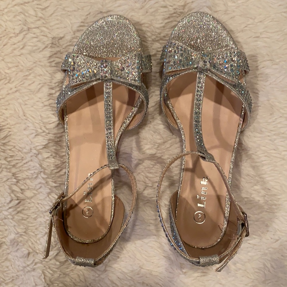 Girls size 2 heels